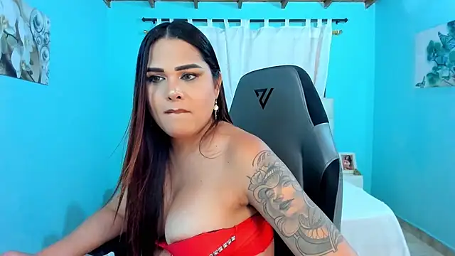 shadia-orozco Adlı Modelin Canlı XXX Sohbeti