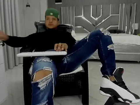 Онлайн чат XXX master_leather