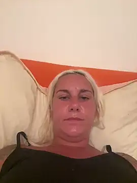 Sofia_beee Webcam show