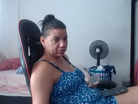 Онлайн чат XXX Adriana_0312