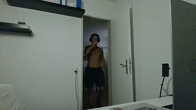 alpha-hunk Live XXX-Chat
