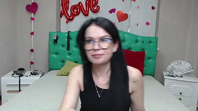 Chat XXX en directo de JasmineKouch