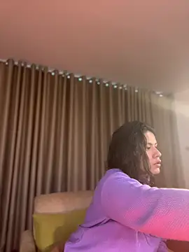 Zandrina 现场XXX聊天