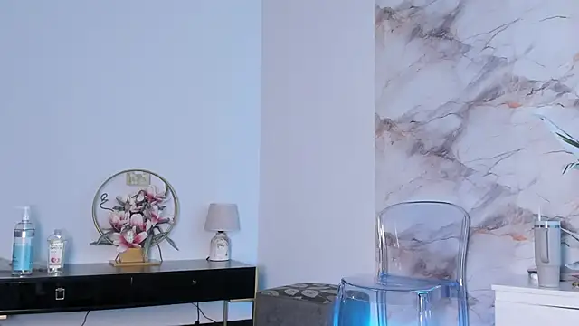 Chat XXX en directo de Maddyluxe