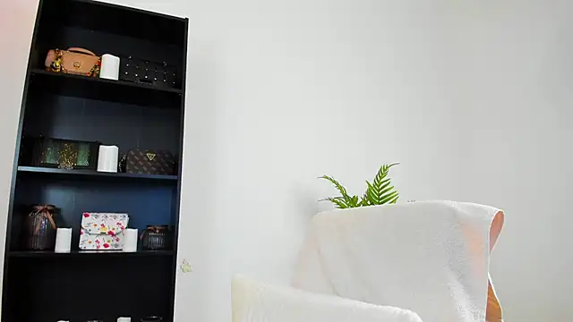 khloe_starrr লাইভ XXX চ্যাট