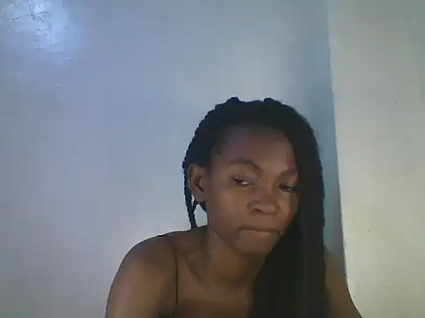 צ'אט XXX בשידור חי של cutebrownny