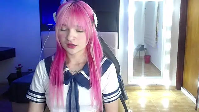 _Charlotte_Collins_のライブXXXチャット