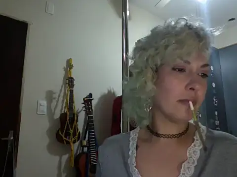 MariLouM's Live XXX Chat