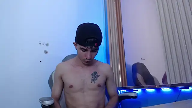 Chatroom XXX en direct de MaximumSteel_
