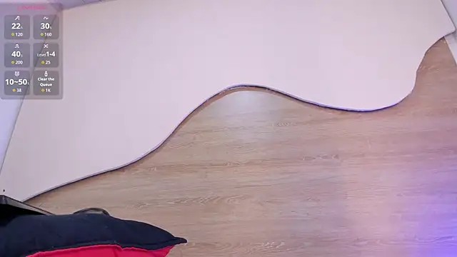 ORIANNA_21 élő XXX-chatje