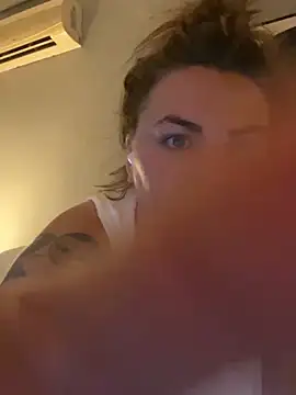 Živý XXX chat HeyBABYGIRL