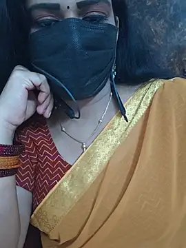 soundharya_tamil's Live XXX Chat