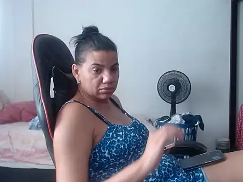 Онлайн чат XXX Adriana_0312