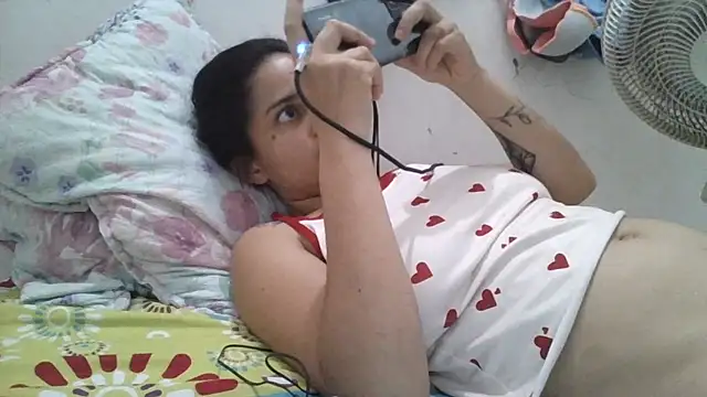 Chat +18 de girl_tits ao vivo