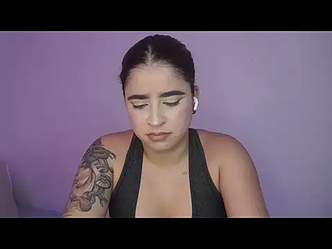 MartinaConnorr's Live XXX Chat
