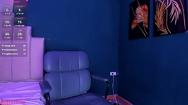 Nyra_Moon's Live XXX Chat