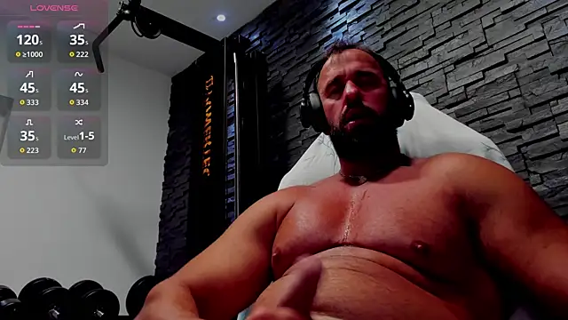 David_Big_Daddy Adlı Modelin Canlı XXX Sohbeti