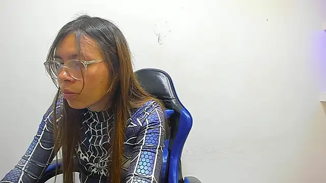 Chat XXX en directo de maia_blaze