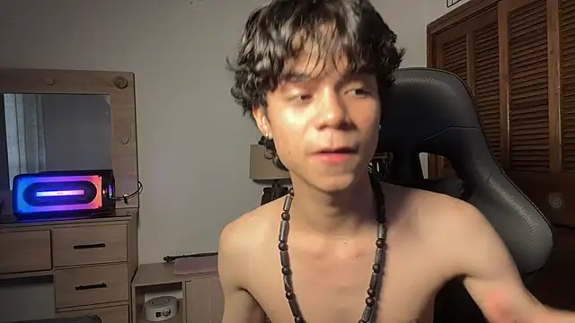 OopsAgain_ – Naživo XXX chat