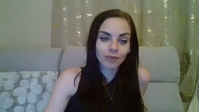 Chat XXX en directo de CassieSensual