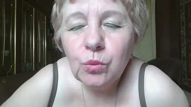 Chat XXX en directo de Casey_peach