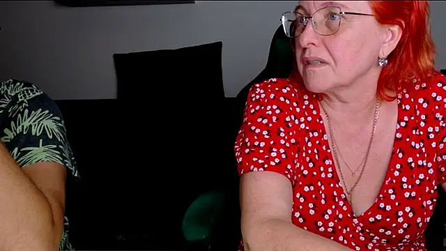 دردشة JoannaAndNeighbour الجنسية المباشرة
