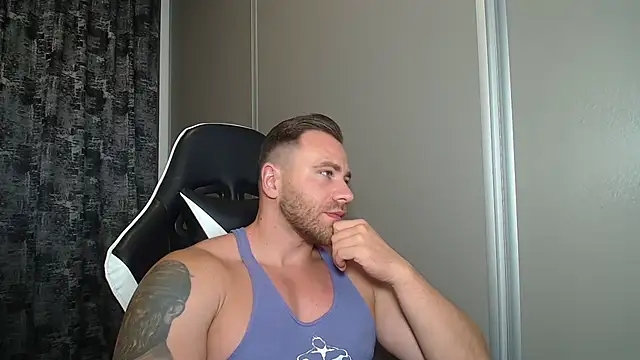 Thori92 Live XXX-Chat