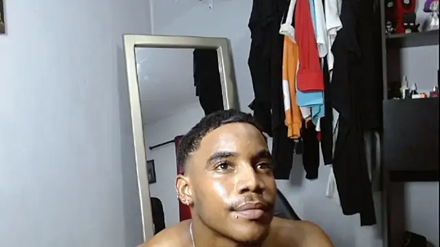 AxelSilva7777 Live XXX Chat