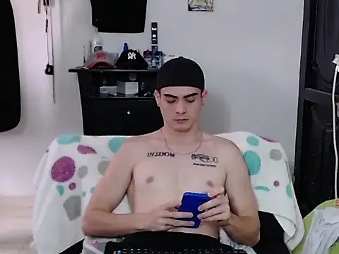 Chat XXX Live Zac_Efront