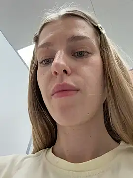 عرض كام kira_mia