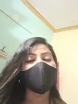 SANAYA_ROY Chat XXX in diretta