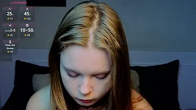 Chat +18 de JulietteRain ao vivo