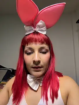 Amelie-RedHoney Adlı Modelin Canlı XXX Sohbeti