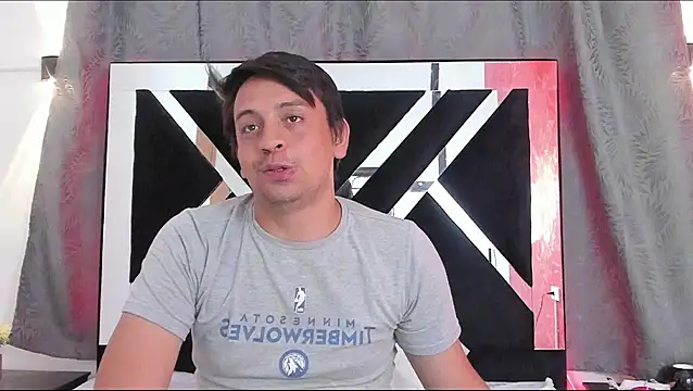 Chat +18 de MikeBayers69 ao vivo