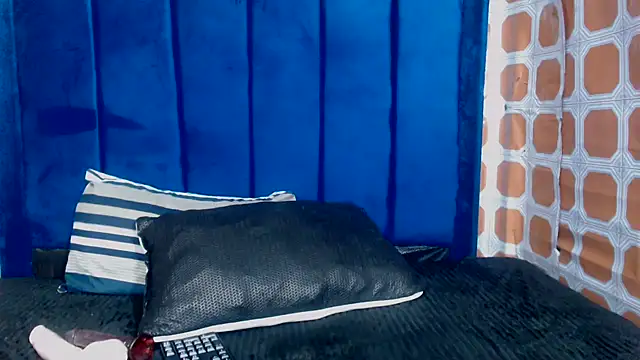 Mitchydoll élő XXX-chatje