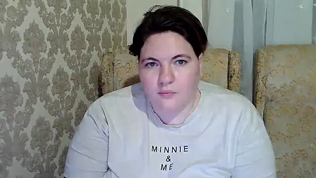 Chat +18 de MilaXHelen ao vivo