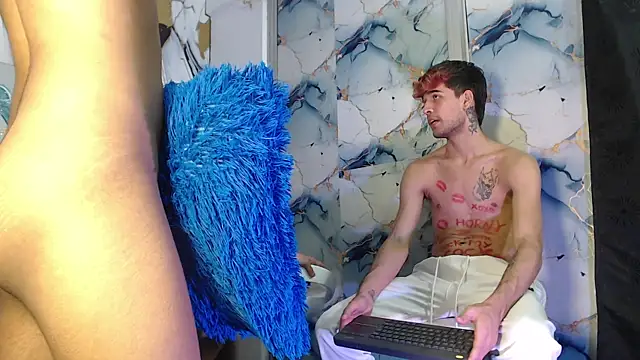 BLACK_AND_LOVER's Live XXX Chat