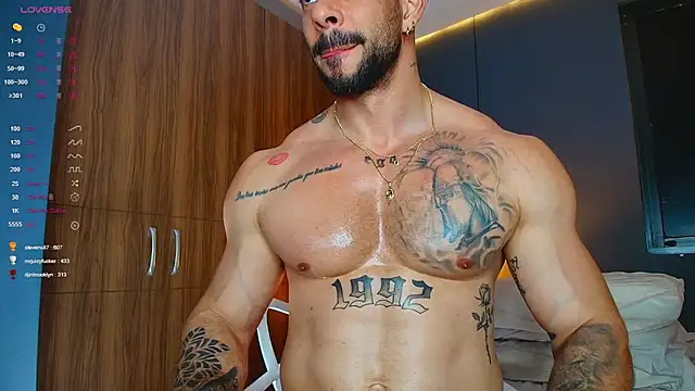 massimo_visconti live XXX chat