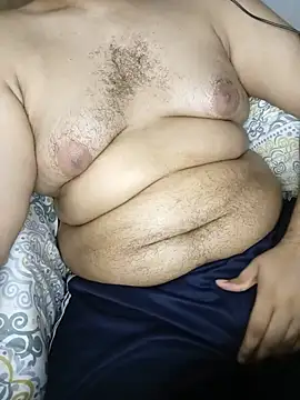 chubbygamer26 élő XXX-chatje