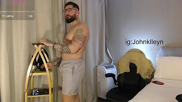 jonhklleyn Pertunjukan Webcam