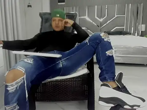 master_leather – Live XXX-chat