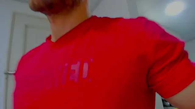 XXX chat uživo modela Rocky_Muscle