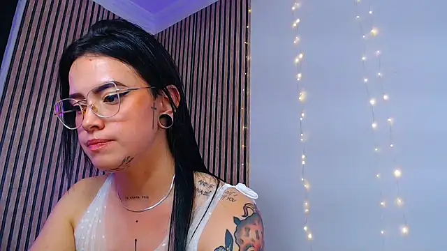 Isa_Maiden1 Live XXX-Chat