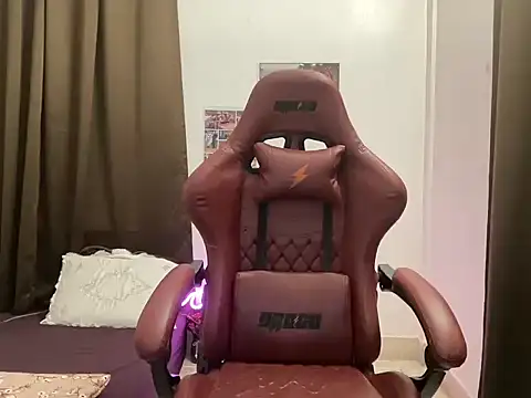 Živý XXX chat shanayaaa_1