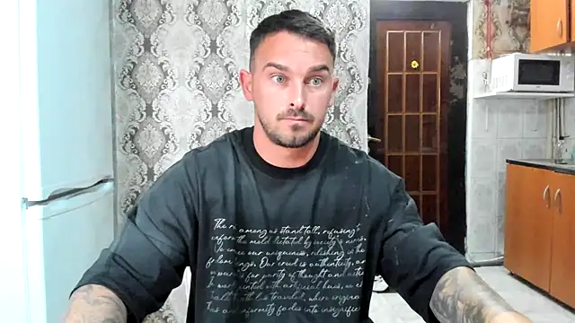 Jonmusclemaster Chat XXX live