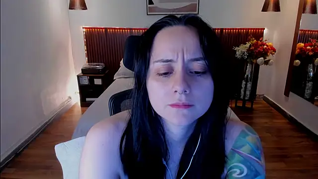 Živý XXX chat KatherineBond