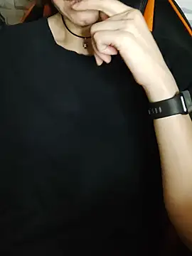Aashikalaa's Live XXX Chat