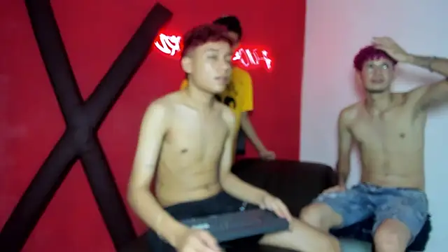 LOVE_KING1's Live XXX Chat