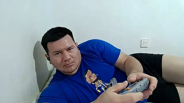 fuckynations Adlı Modelin Canlı XXX Sohbeti
