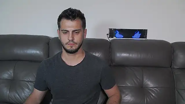 Chat XXX Live CrazyDom1